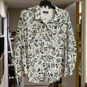 Karl Lagerfeld Womens Eiffel Tower Roll Tab Long Sleeve blouse.